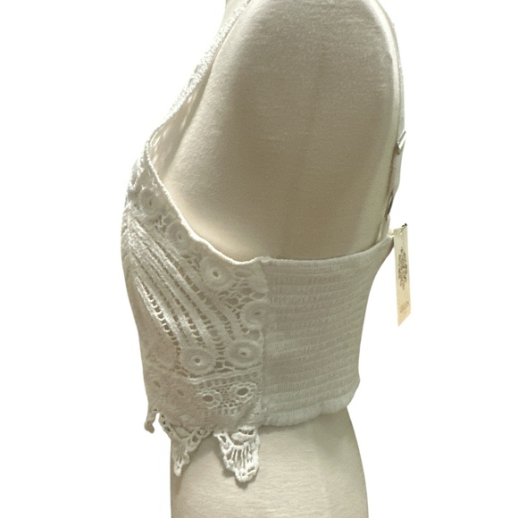 Rebellion Ivory Crochet Lace Bralette - Picture 5 of 6